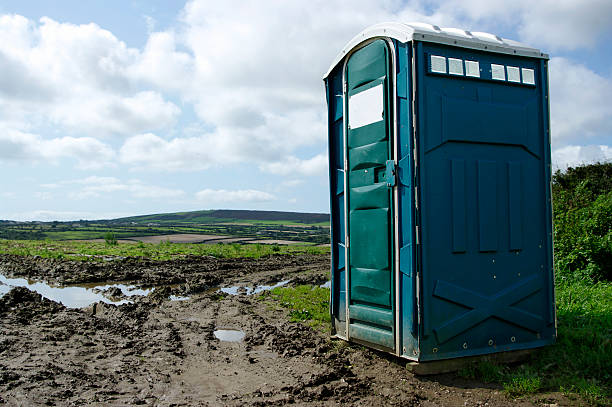 Best Standard Portable Toilet Rental  in Belton, MO